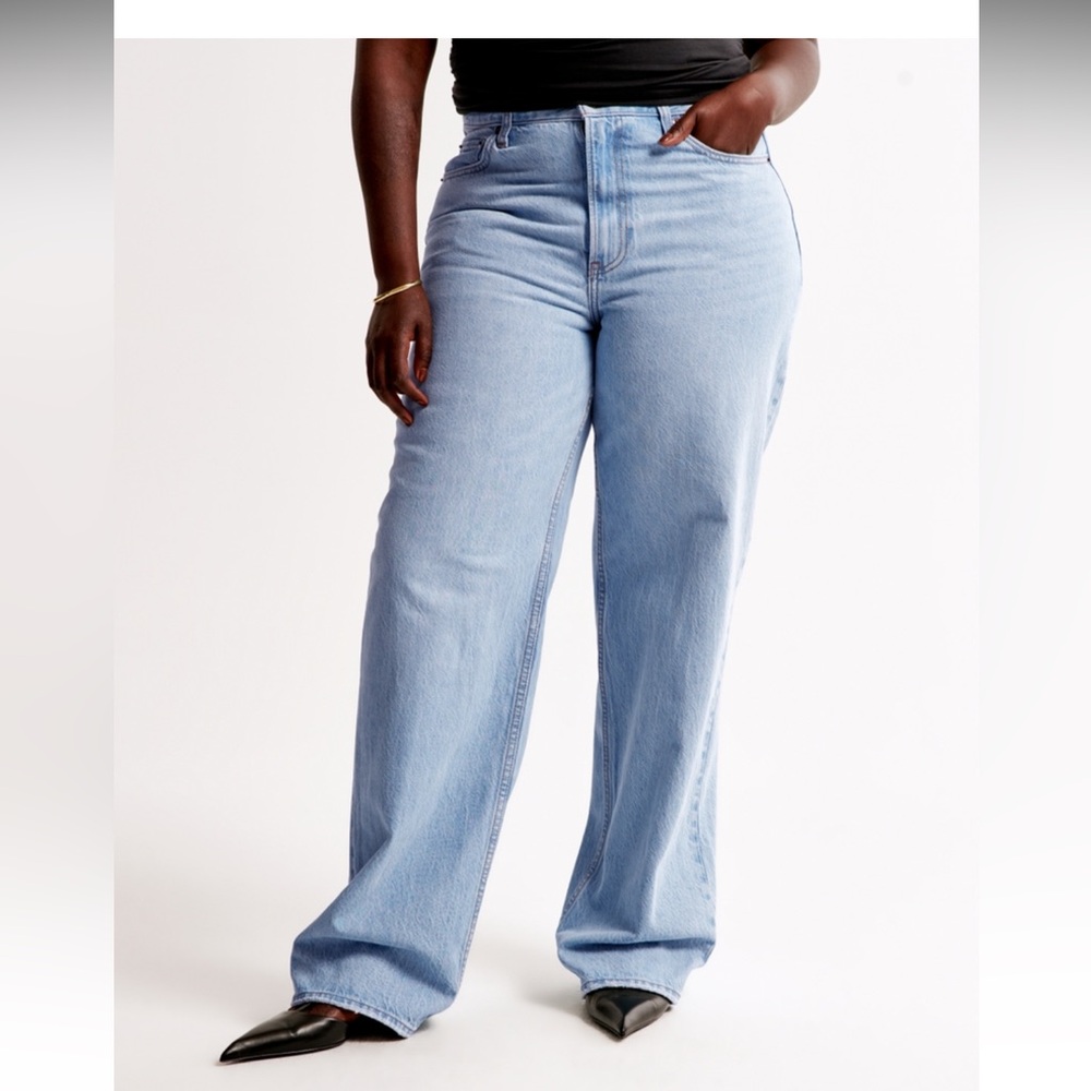 COPY - Abercrombie The Loose High Rise Jean